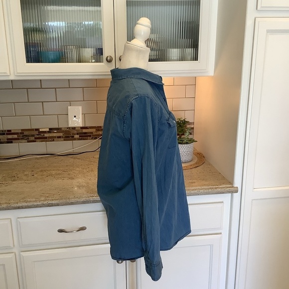 The Vermont Country Store Denim Long Sleeve Shirt Medium - Picture 4 of 7